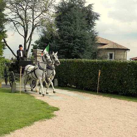B&B Al Castello Casale Litta Екстер'єр фото