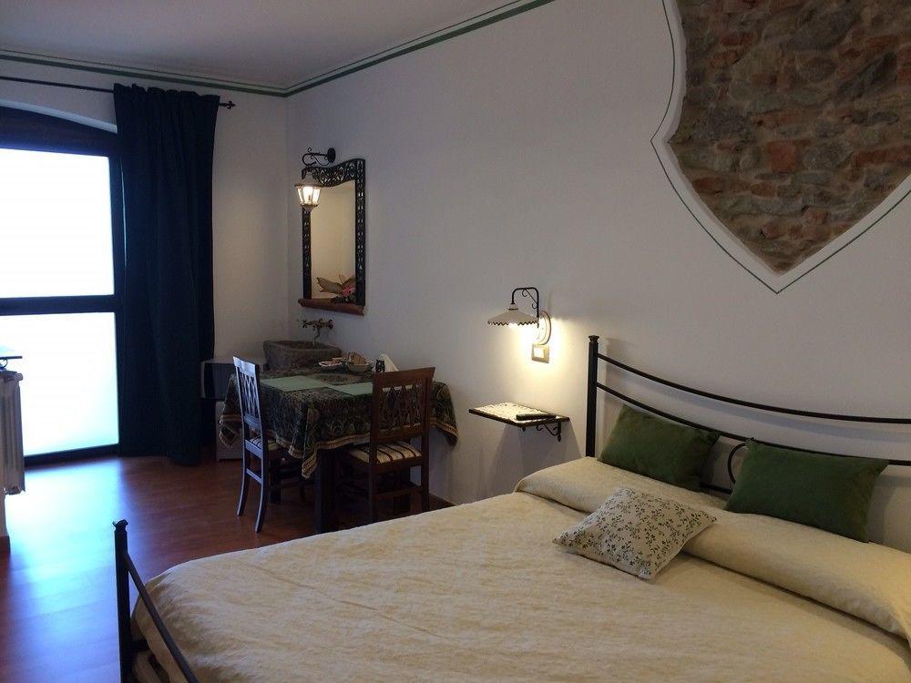 B&B Al Castello Casale Litta Екстер'єр фото