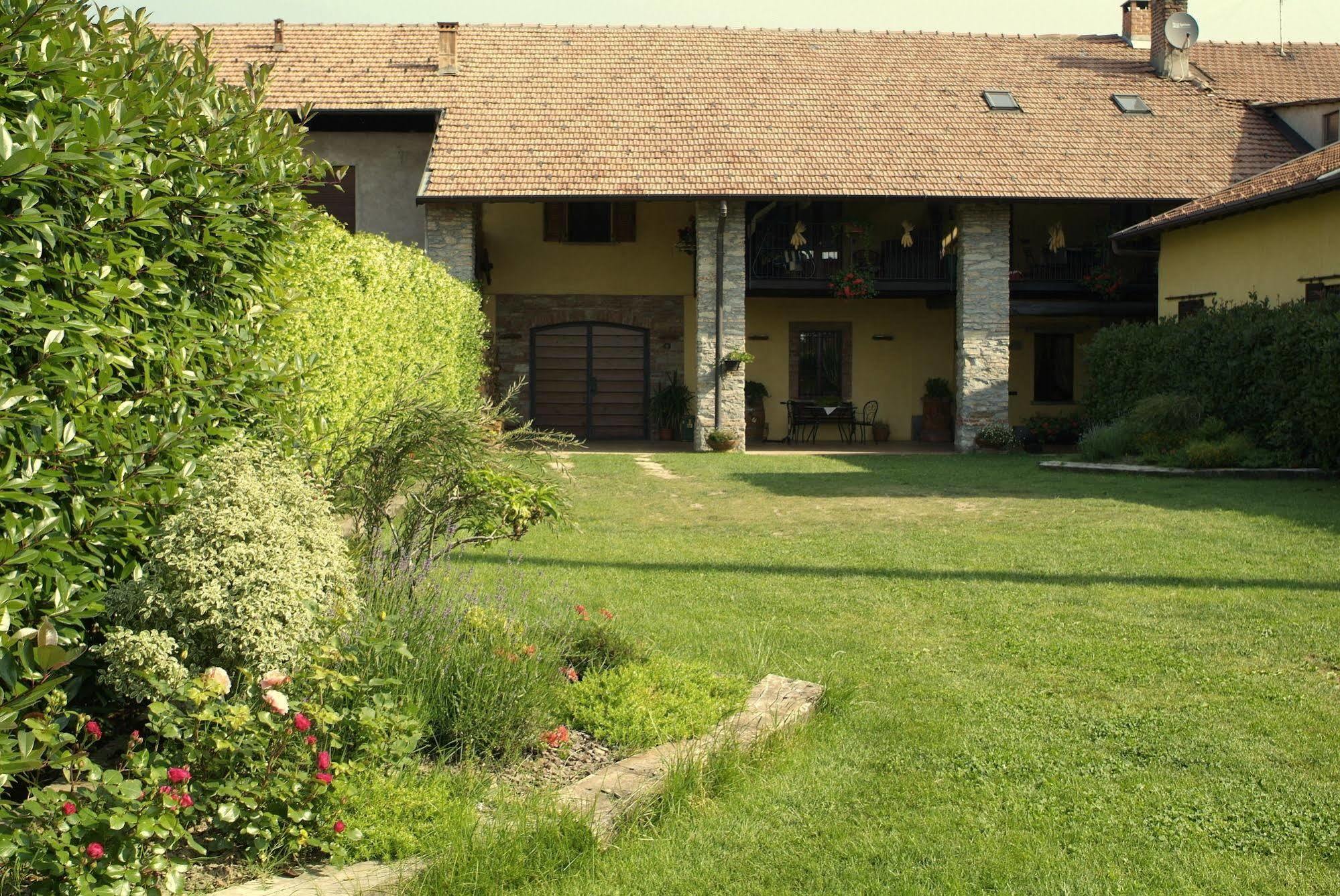 B&B Al Castello Casale Litta Екстер'єр фото